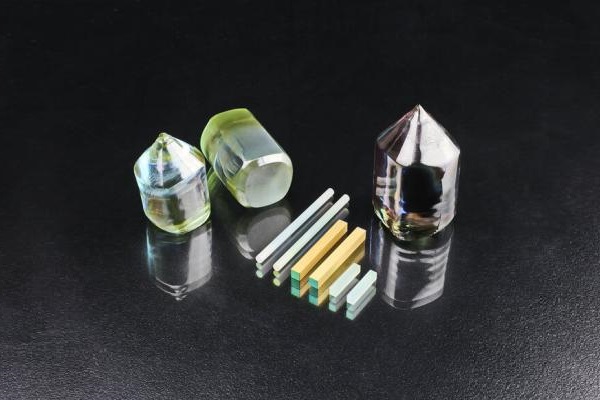 Лазерный кристалл Nd:YVO4, YVO4:Er; YVO4:Yb; YVO4:Er,Yb, YVO4 /Nd:YVO4, Nd:GdVO4